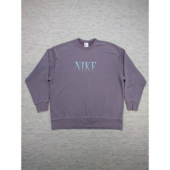 Nike Crewneck Sweatshirt Womens Medium Dri-FIT Pullover Athletic‎ Spell Out - Picture 1 of 10